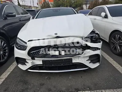 2021, Mercedes-Benz / E 350, 28550 км., gas