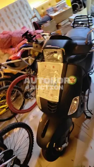 2018, BMW / 125, gas