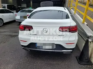 2021, Mercedes-Benz / GLC 300, VIN: W1N0J5DB3MF934915, 41000 км., hybrid