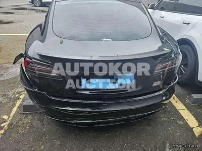 2023, Tesla / Model S, electric