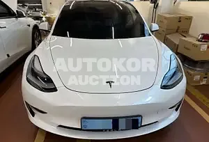 2021, Tesla / Model 3, VIN: 5YJ3E1EBXMF080395, electric