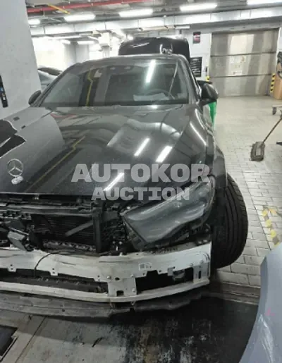 2024, Mercedes-Benz / e300, 103841 км., gas