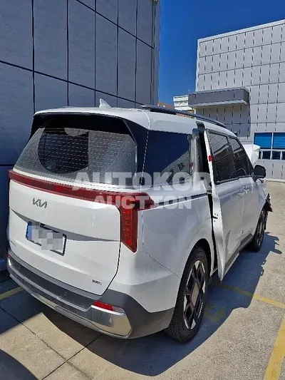 2025, Kia / Carnival, 37898 км., hybrid, 1600 куб.см.