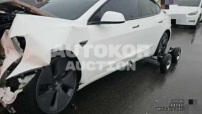 2022, Tesla / Model 3, 65000 км., electric