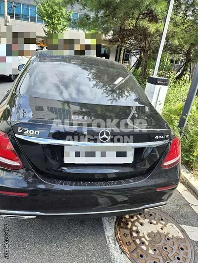 2017, Mercedes-Benz / e300, 207268 км., gas