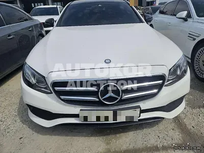 2016, Mercedes-Benz / E 300, 118056 км., gas