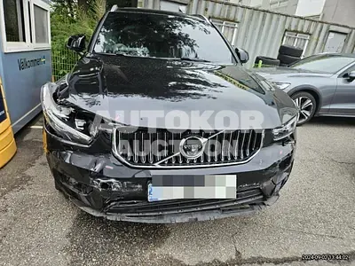 2021, Volvo / XC40, 70484 км., diesel
