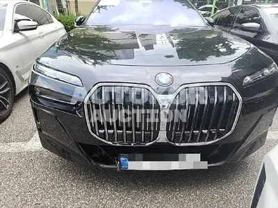2023, BMW / 740, 19353 км., gas, 2998 куб.см.