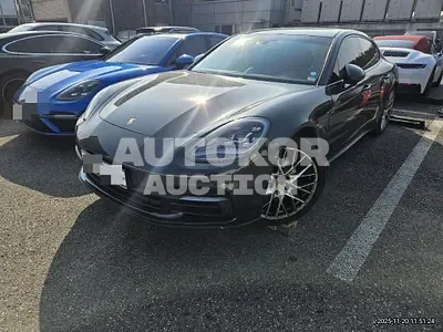 2018, Porsche / Panamera, 83242 км., gas