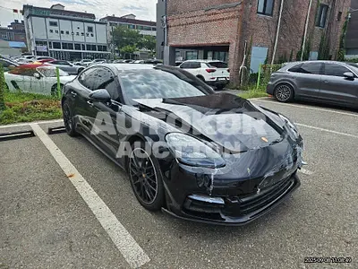 2020, Porsche / Panamera, 87190 км., gas