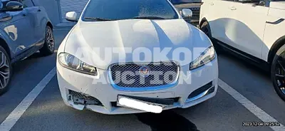 2015, Jaguar / XF, VIN: SAJAJ06F5F8U72445, 156731 км., gas