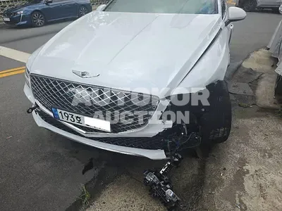 2022, Genesis / G80, VIN: KMTGB41CDPU171399, 35500 км., gas