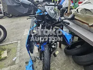 2023, BMW / 125, gas