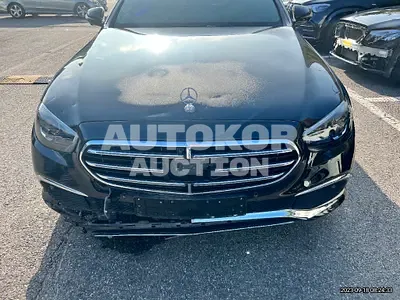 2021, Mercedes-Benz / E 300, VIN: W1KZF5EB9MA883387, 43143 км., hybrid