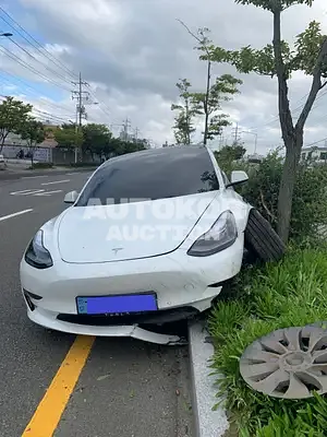 2022, Tesla / Model 3, VIN: 5YJ3E1EB9NF149479, electric, 1 куб.см.