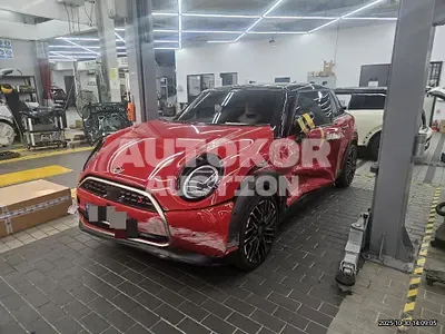 2025, MINI / Cooper, 6396 км., gas