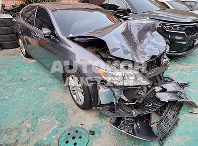 2015, Lexus / ES 350, VIN: JTHBK1GG7F2197644, 166157 км., gas