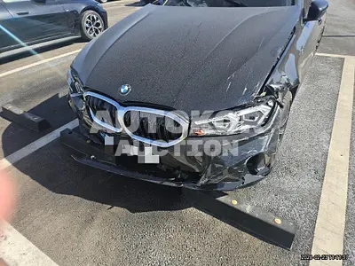 2025, BMW / 320i, 10000 км., gas