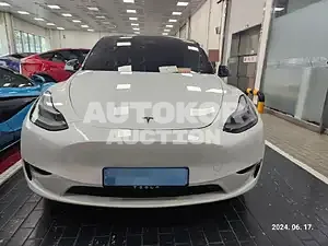2021, Tesla / Model 3, 26000 км., electric