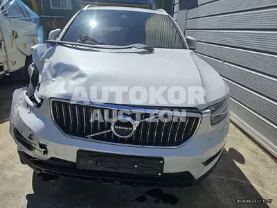 2021, Volvo / XC40, 52000 км., gas