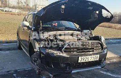 2020, MINI / Countryman, VIN: WMWYY5102L3L57235, 17980 км., diesel