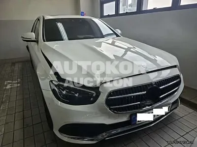 2022, Mercedes-Benz / e250, VIN: W1KZF4FB1NB083557, 46661 км., gas