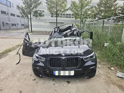 2022, BMW / 540, gas