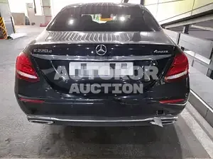 2019, Mercedes-Benz / E 220, 48800 км., diesel
