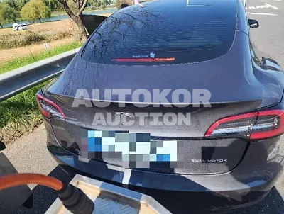 2021, Tesla / Model 3, VIN: 5YJ3E1EB1MF951507, electric, 236 куб.см.