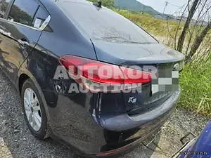2016, BMW / Z1, 132127 км., gas, 1591 куб.см.