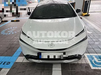 2024, Toyota / Prius, gas
