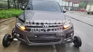 2015, Volkswagen / Tiguan, VIN: WVGZZZ5NZFW566595, diesel