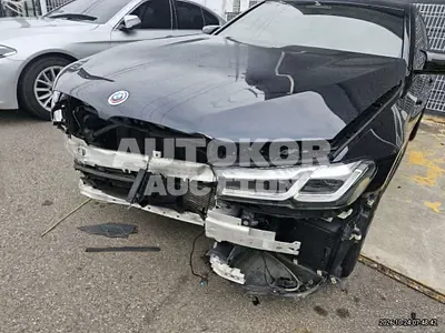 2022, BMW / 530i, 80000 км., gas
