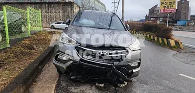 2016, Hyundai / Santa FE, VIN: KMHSW81UDGU619206, 136795 км., diesel
