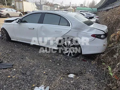2024, Mercedes-Benz / e300, gas