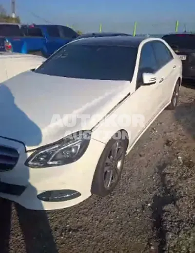 2016, Mercedes-Benz / e300, 71225 км., gas