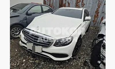 2019, Mercedes-Benz / E 220, 93412 км., diesel, 1950 куб.см.