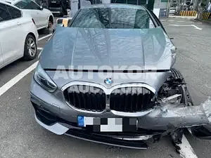 2022, BMW / 120, gas