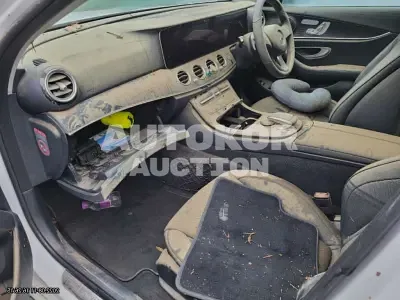 2017, Mercedes-Benz / E 300, VIN: WDDZF4JB3HA068138, 70000 км., gas