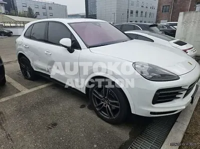 2023, Porsche / Cayenne, 42556 км., gas