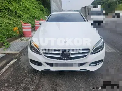 2015, Mercedes-Benz / C 200, 104040 км., gas