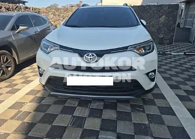 2018, Toyota / RAV4, 124278 км., gas