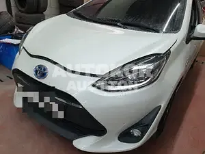 2018, Toyota / Prius C, 82799 км., hybrid