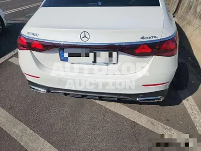 2025, Mercedes-Benz / e300, 6500 км., gas