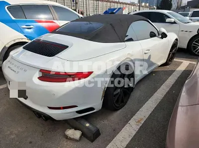 2016, Porsche / 911, gas