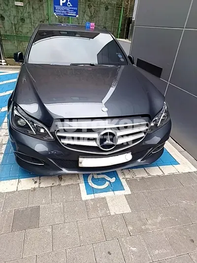2016, Mercedes-Benz / E 220, VIN: WDDHF0CB6GB203476, 83518 км., diesel