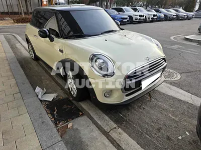 2019, MINI / Cooper, VIN: WMWXP5100K2L31722, 81717 км., gas, 1499 куб.см.