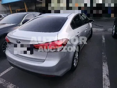 2016, BMW / Z1, gas