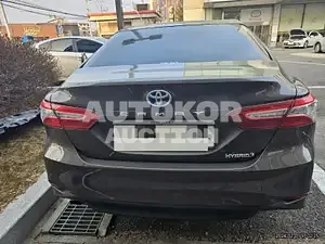 2018, Toyota / Camry, VIN: JTNB21HK6K3018613, 61648 км., hybrid