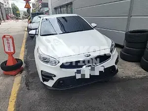 2021, BMW / Z1, VIN: KNAF241BEMA912529, 34000 км., gas, 1600 куб.см.